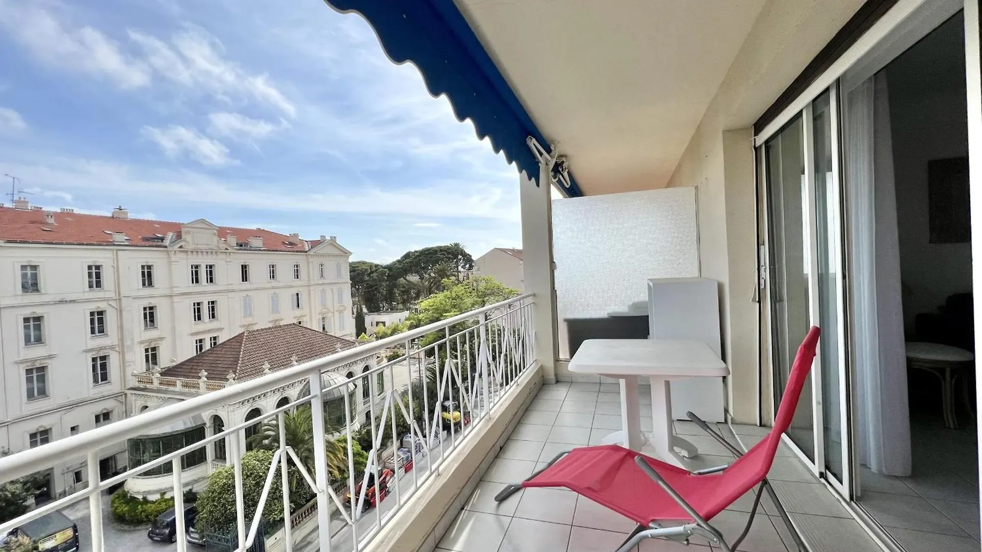 Apartment Bright Studio With Terrace And Sea View Cannes France